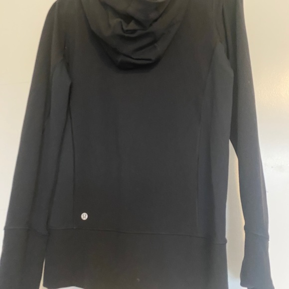 Lulu lemon jacket - Picture 5 of 10